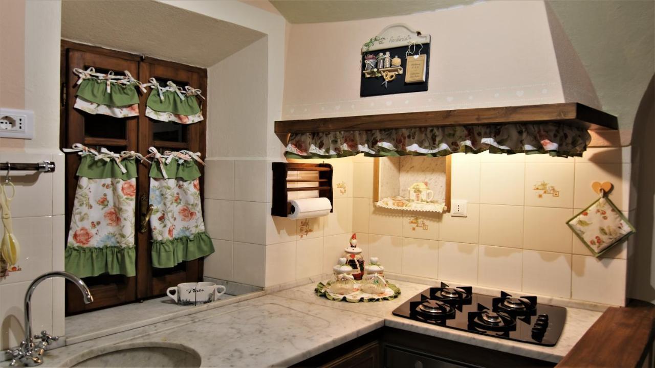 La Casina Dei Cuori Di Nonna Miglia Villa Pallerone Luaran gambar