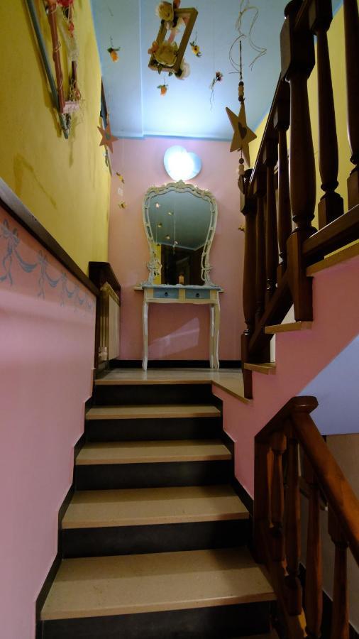 La Casina Dei Cuori Di Nonna Miglia Villa Pallerone Luaran gambar