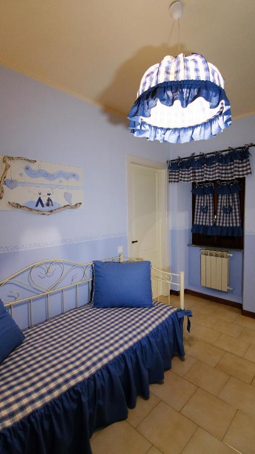 La Casina Dei Cuori Di Nonna Miglia Villa Pallerone Luaran gambar