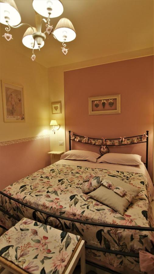 La Casina Dei Cuori Di Nonna Miglia Villa Pallerone Luaran gambar