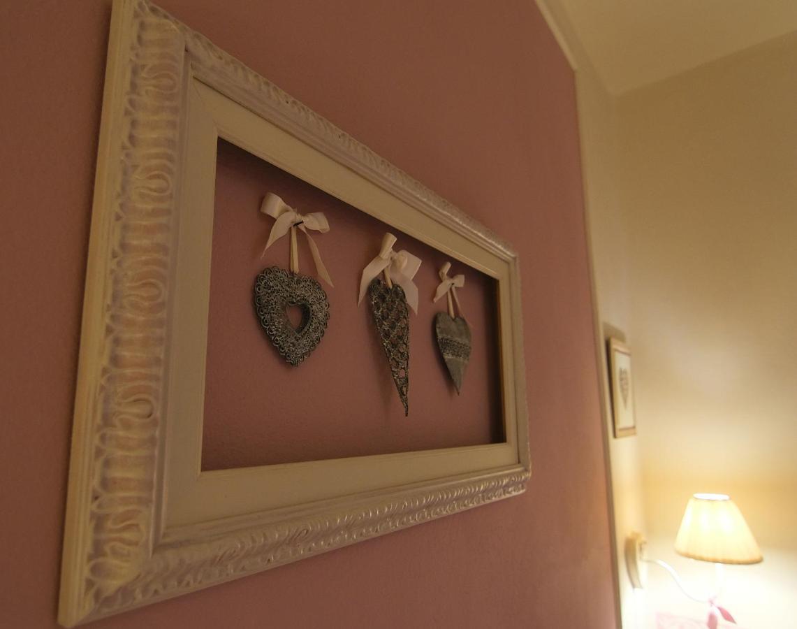 La Casina Dei Cuori Di Nonna Miglia Villa Pallerone Luaran gambar