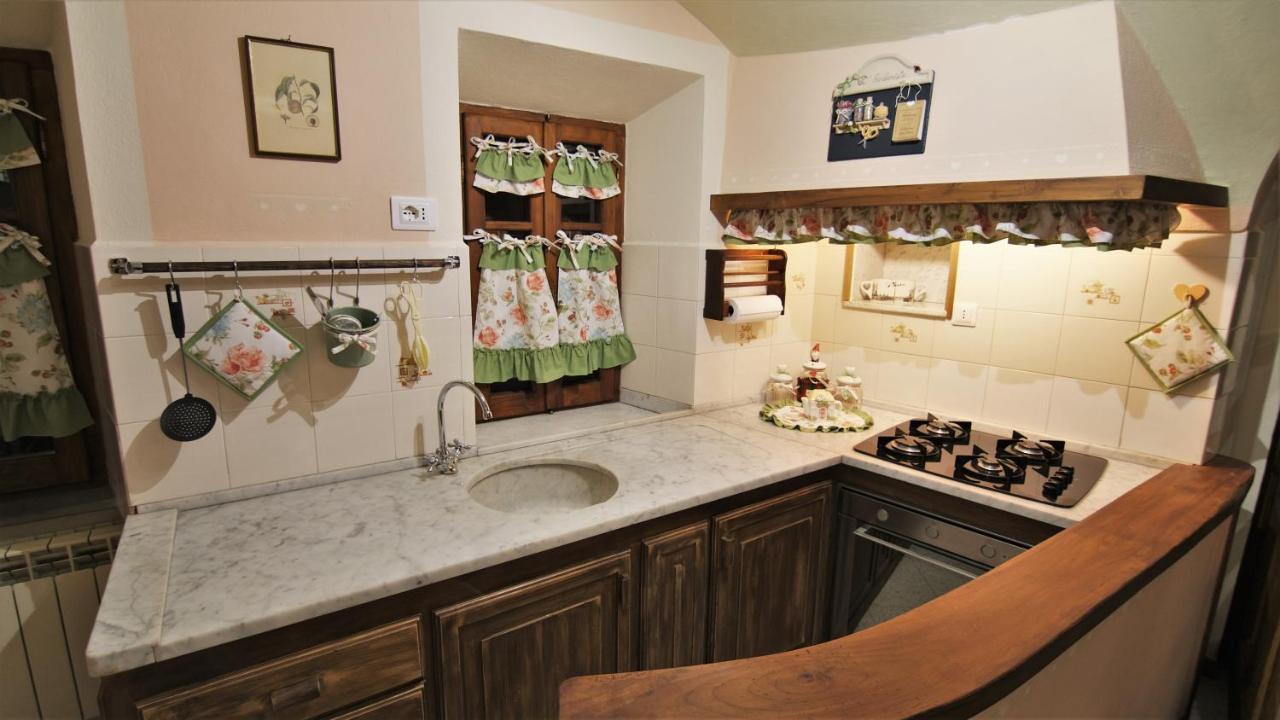 La Casina Dei Cuori Di Nonna Miglia Villa Pallerone Luaran gambar