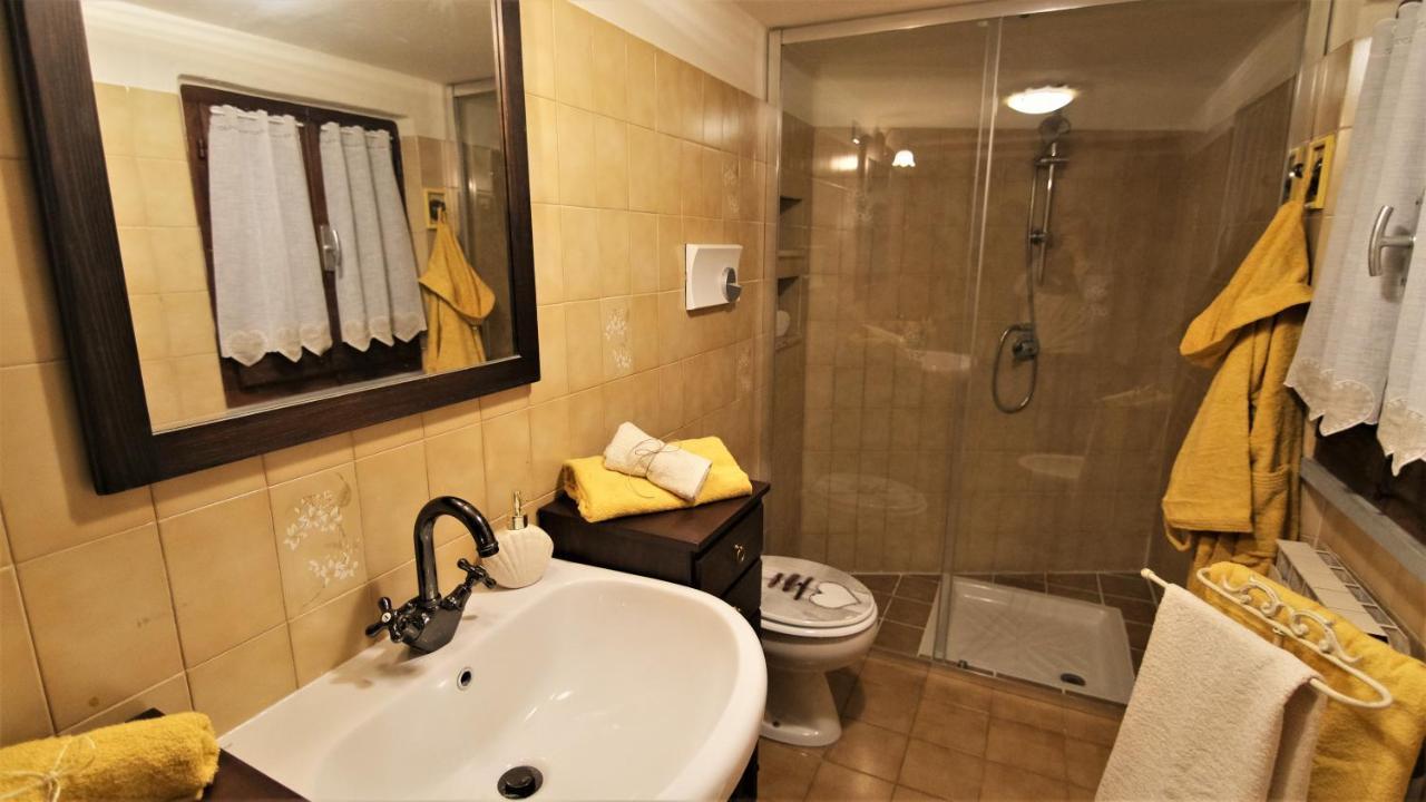 La Casina Dei Cuori Di Nonna Miglia Villa Pallerone Luaran gambar