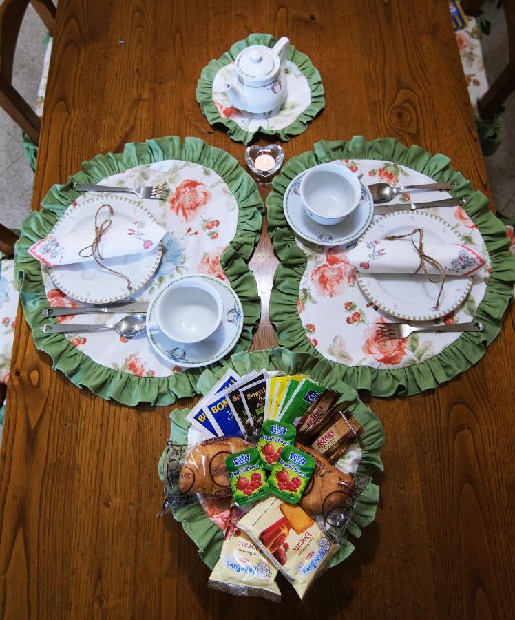 La Casina Dei Cuori Di Nonna Miglia Villa Pallerone Luaran gambar