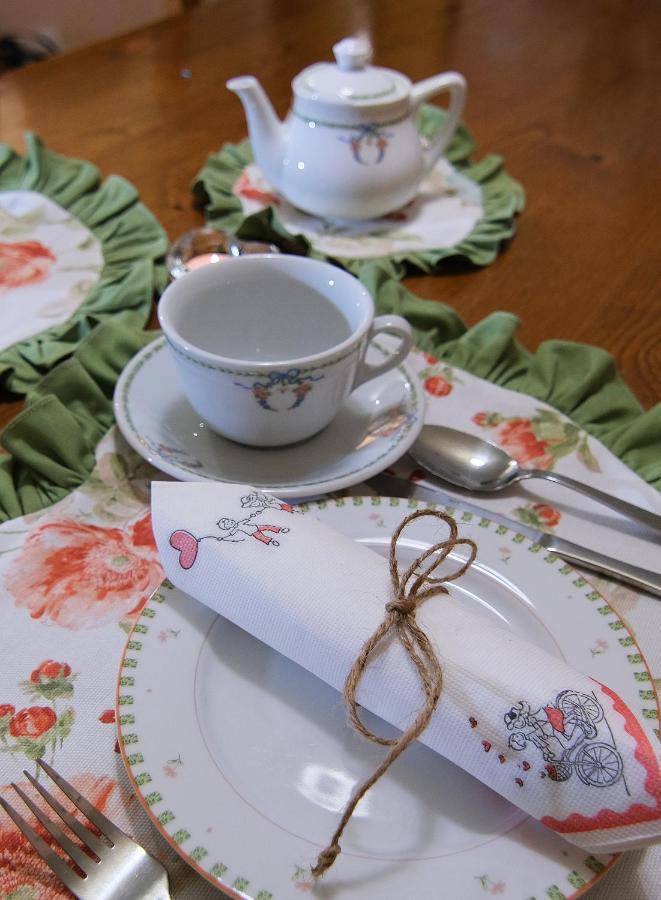 La Casina Dei Cuori Di Nonna Miglia Villa Pallerone Luaran gambar